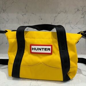 Hunter yellow small travel bag
